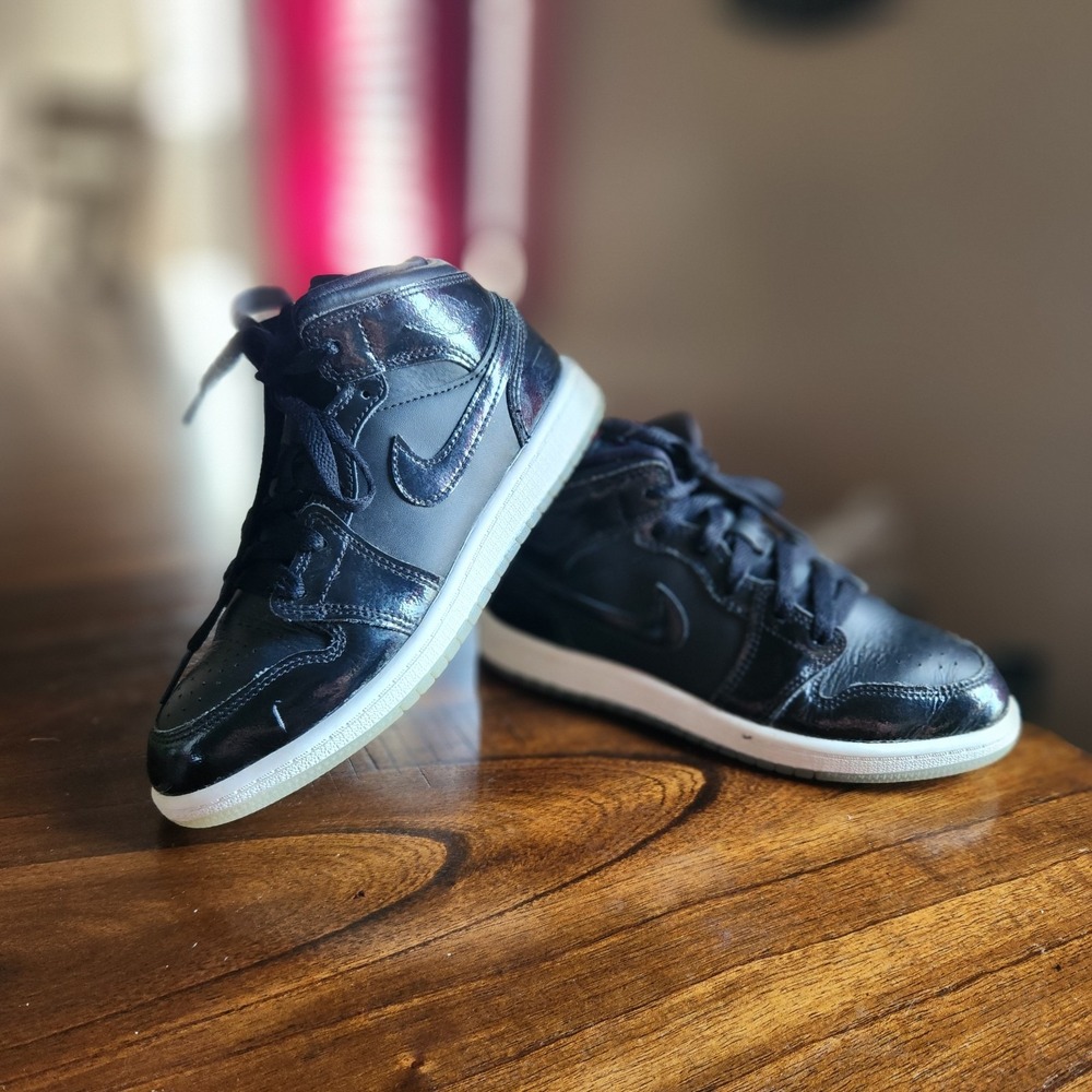 Air Jordan 1 Mid Shoes Youth 2Y Space Jam DV1337-004 Patent Leather. Kids